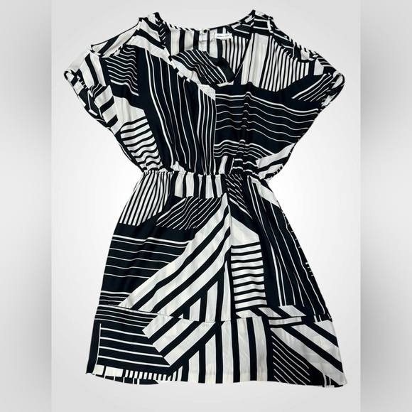 Urban Outfitters Silence + Noise Women's M Black Tan Mini Dress Cold Shoulder - Picture 2 of 15